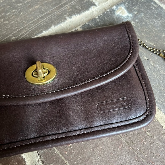 Vintage COACH Turnlock Wallet #7171 Clutch Purse Bag - Picture 3 of 9